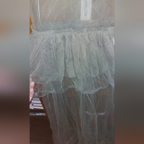 Urban Outfitters Aida Sheer Mesh Ruffle Midi Dress in Green XS - Picture 8 of 10